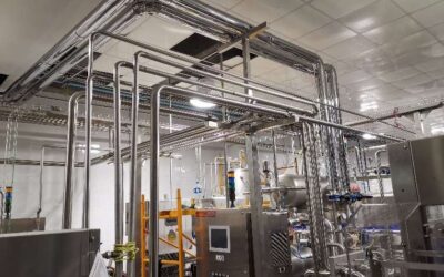 Suministro e instalación de tubería de servicios para línea.