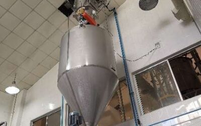 Instalación mecánica, eléctrica y neumática de silo y sistema de transporte neumático